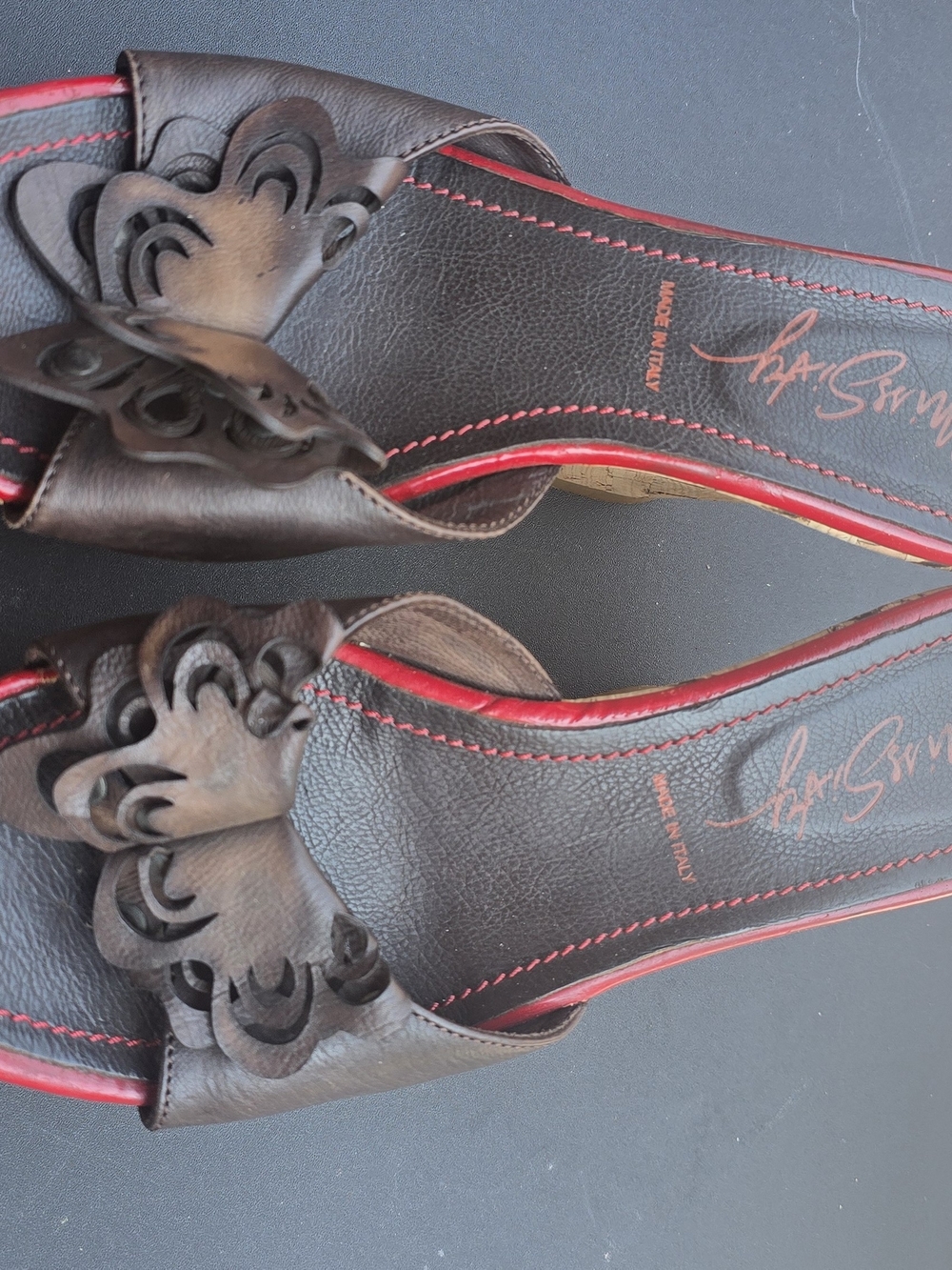 Miss Sixtie Wedges Red Trim